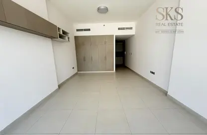 شقة - 1 حمام للايجار في حديقة الوليد 2 - حديقة الوليد - الجداف - دبي شقة - 1 حمام للايجار في حديقة الوليد 2 - حديقة الوليد - الجداف - دبي