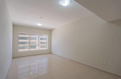 Apartment - 3 Bedrooms - 3 Bathrooms for rent in Al Qasba - Sharjah