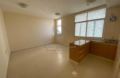 Apartment - Studio - 1 Bathroom for rent in Al Mujarrah - Al Sharq - Sharjah Apartment - Studio - 1 Bathroom for rent in Al Mujarrah - Al Sharq - Sharjah