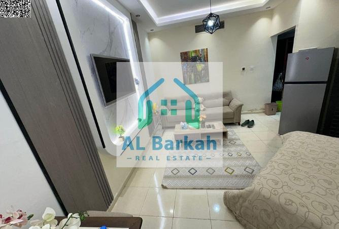 72312012 - Property Image 2