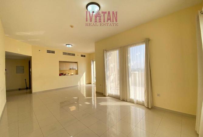 70283952 - Property Image 3