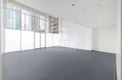 Retail - Studio - 2 Bathrooms for rent in Capital Golden Tower - Business Bay - Dubai