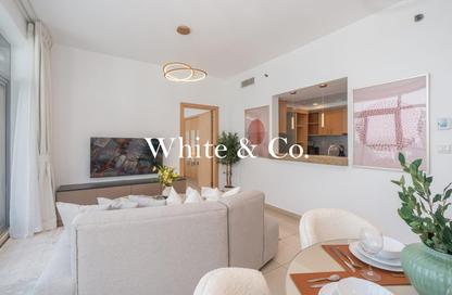 Apartment - 1 Bedroom - 2 Bathrooms for rent in Fairfield Tower - Park Island - Dubai Marina - Dubai