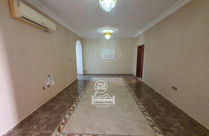 Apartment - 3 - 3 for rent in Shakhbout City - Abu Dhabi