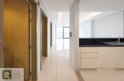 شقة - 2 غرف نوم - 3 حمامات للايجار في فندق ومساكن برج باراماونت - الخليج التجاري - دبي