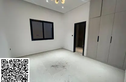 فيلا - 6 غرف نوم - 8 حمامات للايجار في الحليو 2 - الحليو - عجمان