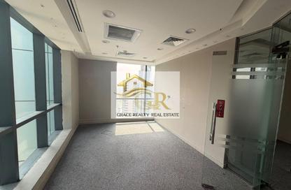Office Space - Studio - 1 for rent in The Regal Tower - Business Bay - Dubai Office Space - Studio - 1 for rent in The Regal Tower - Business Bay - Dubai