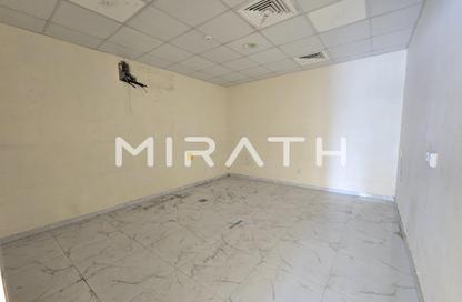 Shop - Studio - 1 Bathroom for rent in Umm Suqeim 1 Villas - Umm Suqeim 1 - Umm Suqeim - Dubai