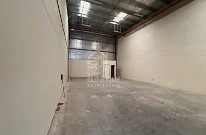 Warehouse - Studio for rent in Industrial Area 18 - Sharjah Industrial Area - Sharjah