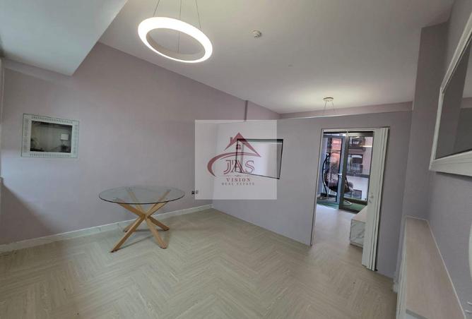 136103787 - Property Image 2