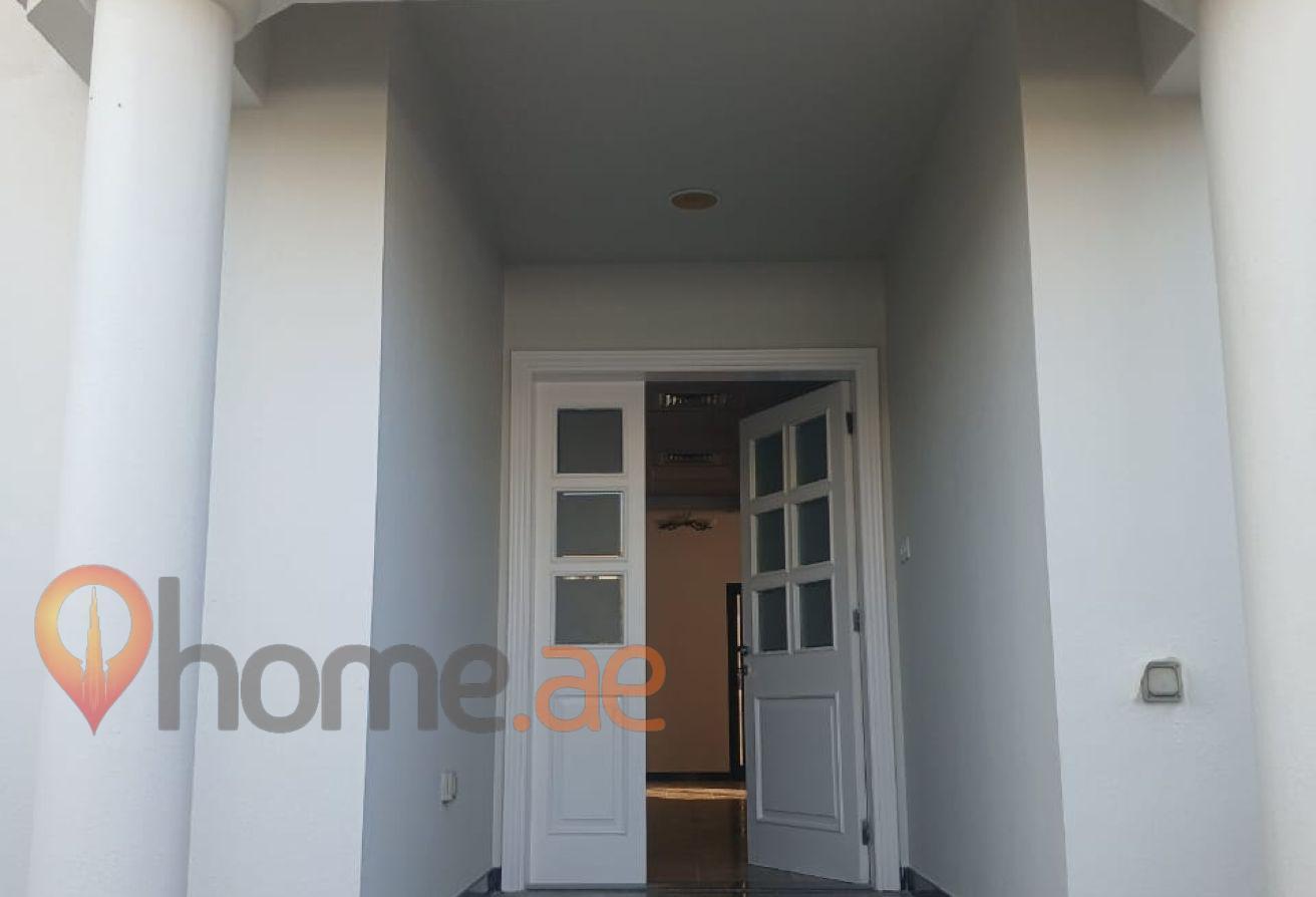 5BR Villa | Perfect Home | Pool & Garden | Vacant photo 5