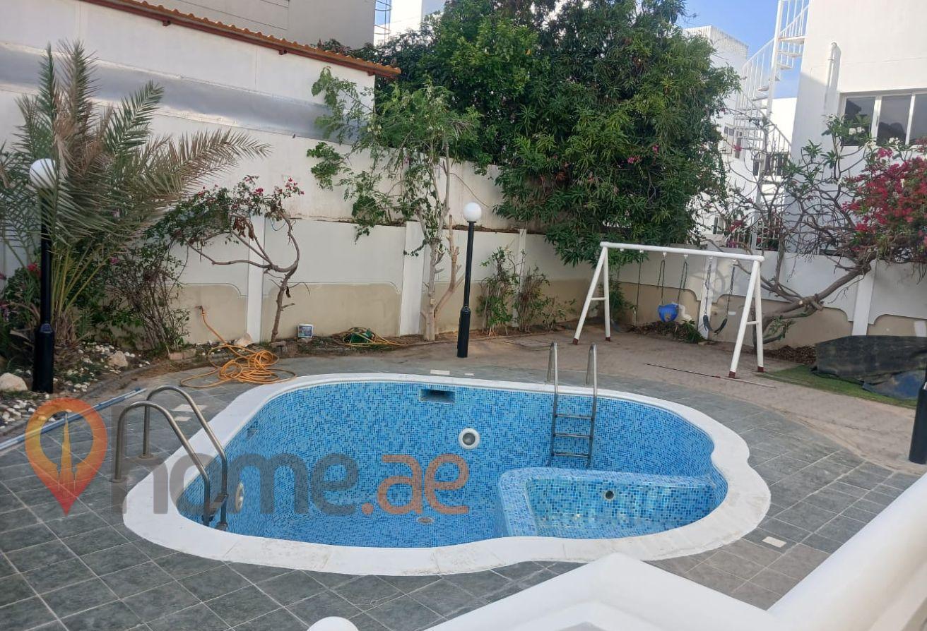 5BR Villa | Perfect Home | Pool & Garden | Vacant photo 4