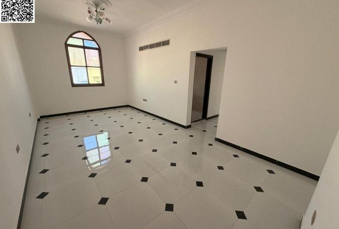 87049105 - Property Main Image