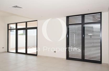 Villa - 5 Bedrooms - 6 Bathrooms for rent in West Yas - Yas Island - Abu Dhabi