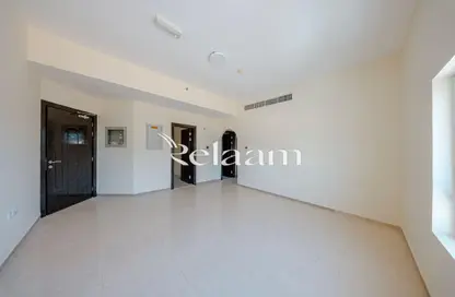 مكتب - استوديو للايجار في شارع خليفة - المقاطعة المركزية - العين