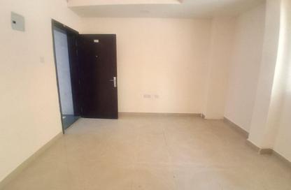 Apartment - Studio - 1 Bathroom for rent in Fire Station Road - Muwaileh - Sharjah