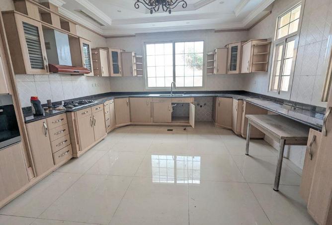 80270354 - Property Image 3