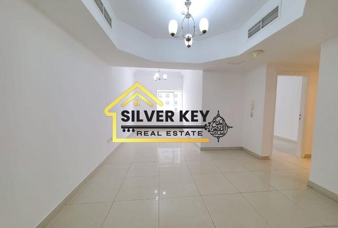 Apartment for rent priced below market in Al Khan