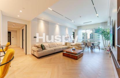 Apartment - 3 Bedrooms - 4 Bathrooms for rent in Marina Residences 1 - Marina Residences - Palm Jumeirah - Dubai