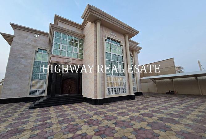 135618414 - Property Main Image