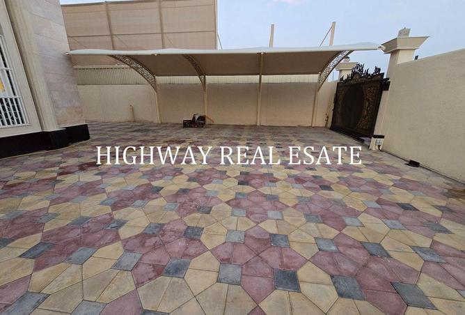 135618414 - Property Image 3