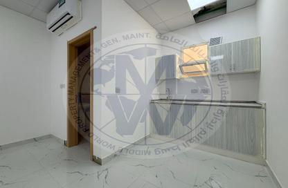 Apartment - Studio - 1 Bathroom for rent in Al Khalidiya - Abu Dhabi