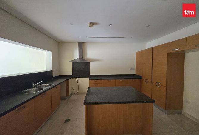 128812270 - Property Image 2
