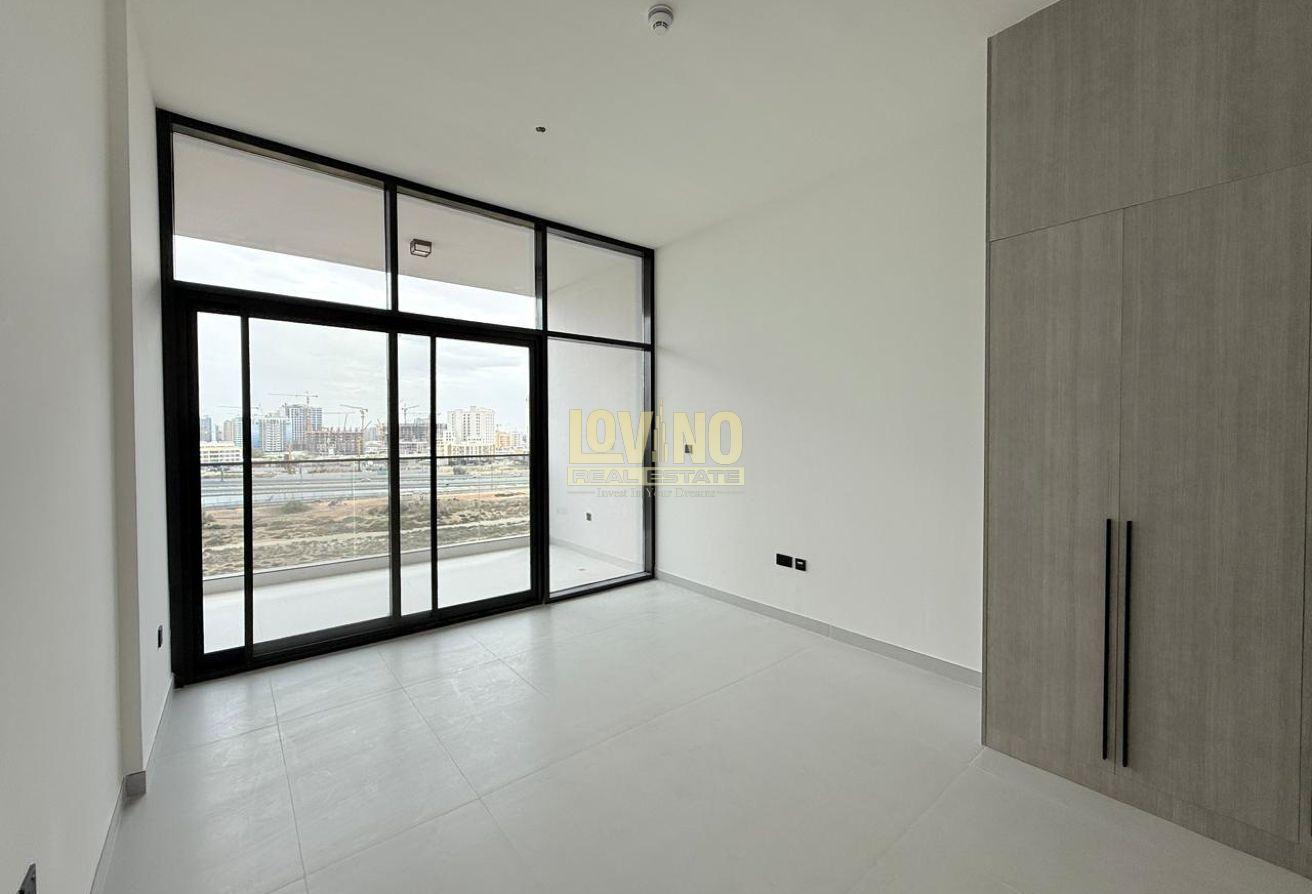 Vastu Unit | Brand New | Ready to Move photo 5