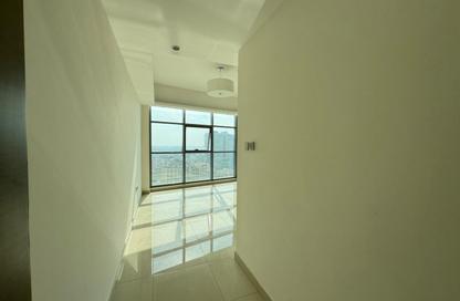 Apartment - 3 Bedrooms - 4 Bathrooms for sale in Gulfa Towers - Al Rashidiya 1 - Al Rashidiya - Ajman