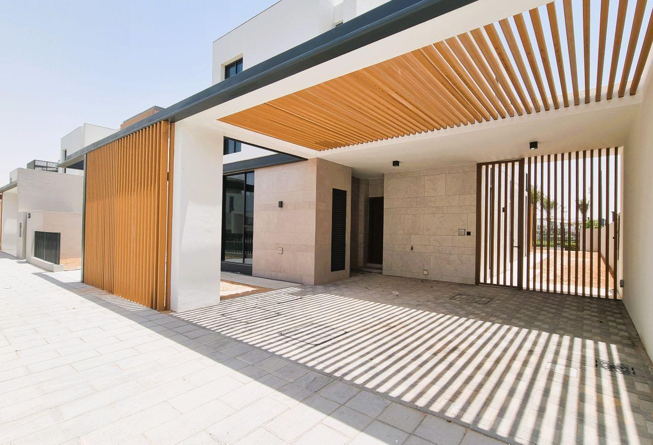 Brand New 5 Br Villa |luxury Finish| Park View photo 23