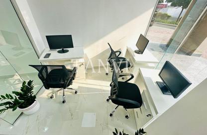 Office Space - Studio - 1 Bathroom for rent in Reem Residency - Al Karama - Dubai