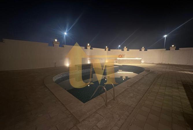 56960523 - Property Image 2