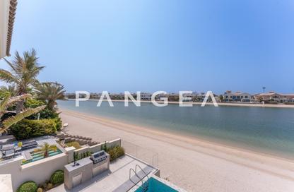 Villa - 4 - 6 for rent in Palm Jumeirah Frond C - Palm Jumeirah - Dubai
