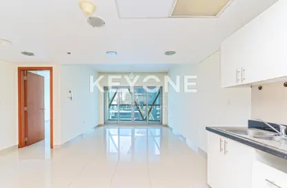 Apartment - 1 Bedroom - 2 Bathrooms for rent in Park Tower A - Park Towers - DIFC - Dubai