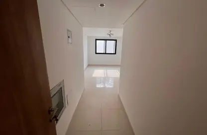 Apartment - 1 Bedroom - 2 Bathrooms for rent in AlFalah - Muwaileh Commercial - Sharjah