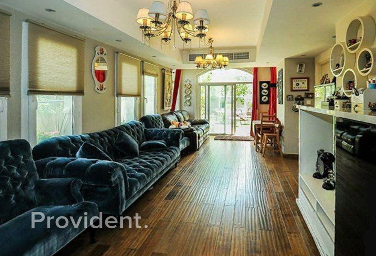 Renovated | Corner Unit | Prime Location photo 18