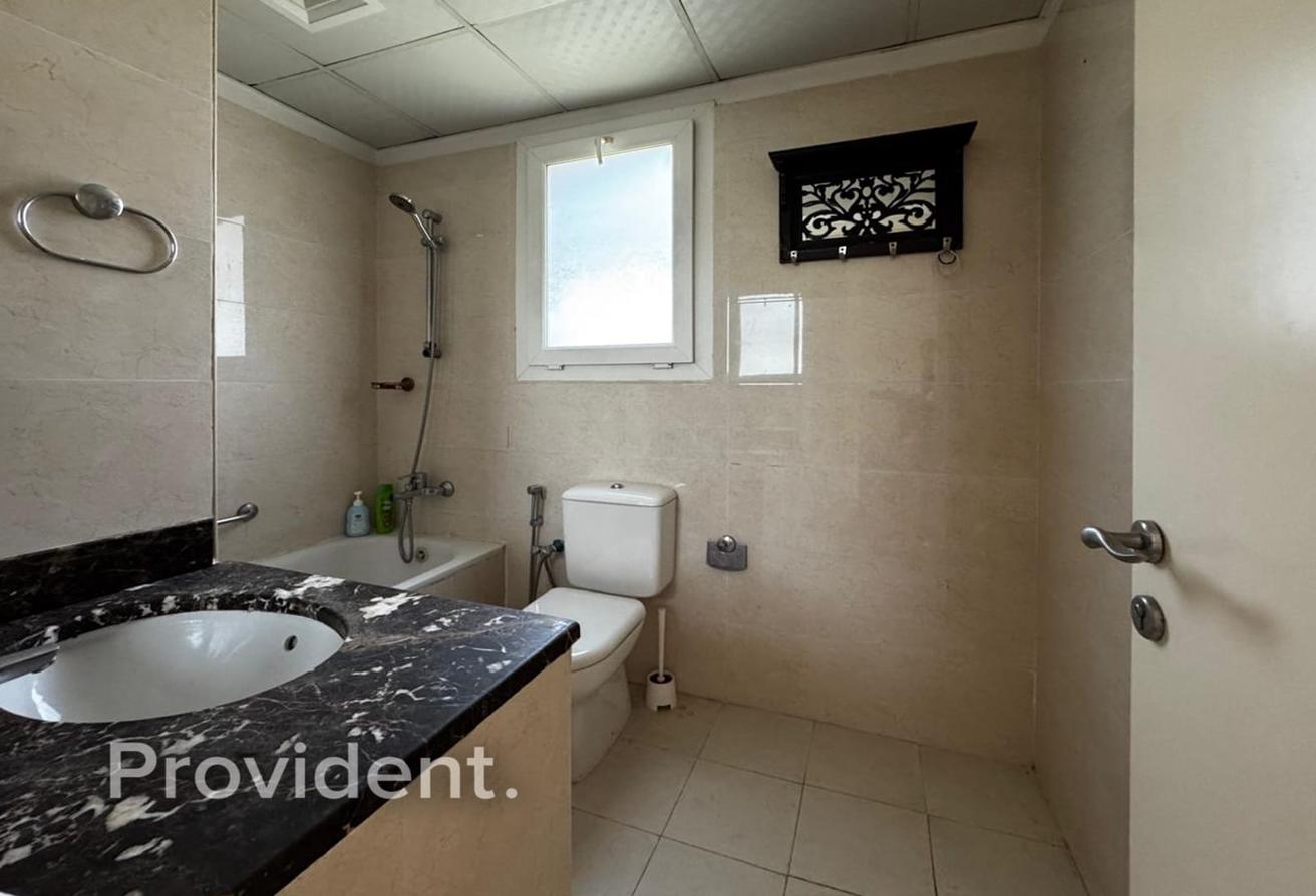 Renovated | Corner Unit | Prime Location photo 15