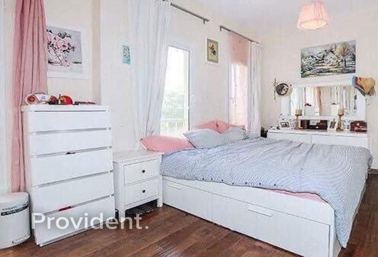 Renovated | Corner Unit | Prime Location photo 6
