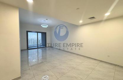 Apartment - 2 Bedrooms - 3 Bathrooms for rent in Titanium Tower - Al Karama - Dubai