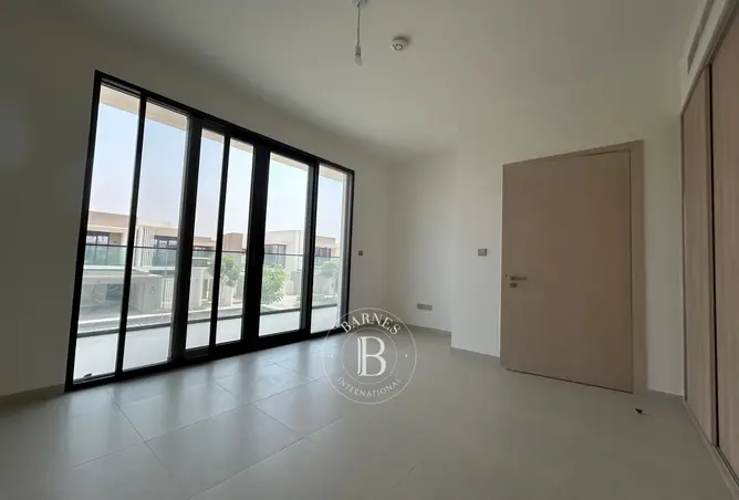 166071121 - Property Image 2