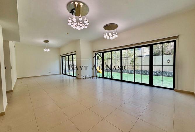 132037705 - Property Image 2