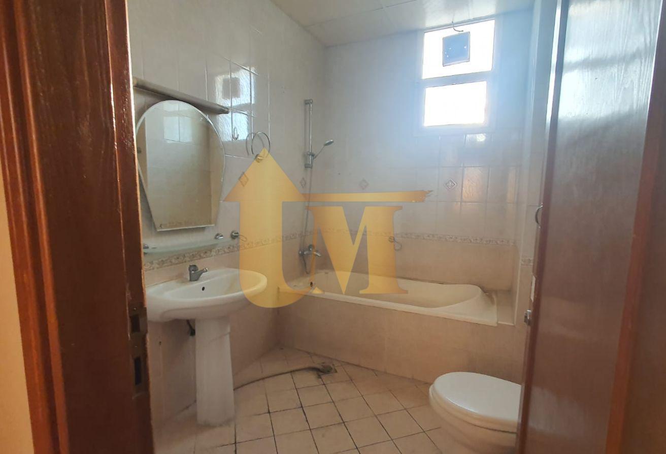 For Family Sharing Or Staff 10 BR+Maid Villa in wa photo 21