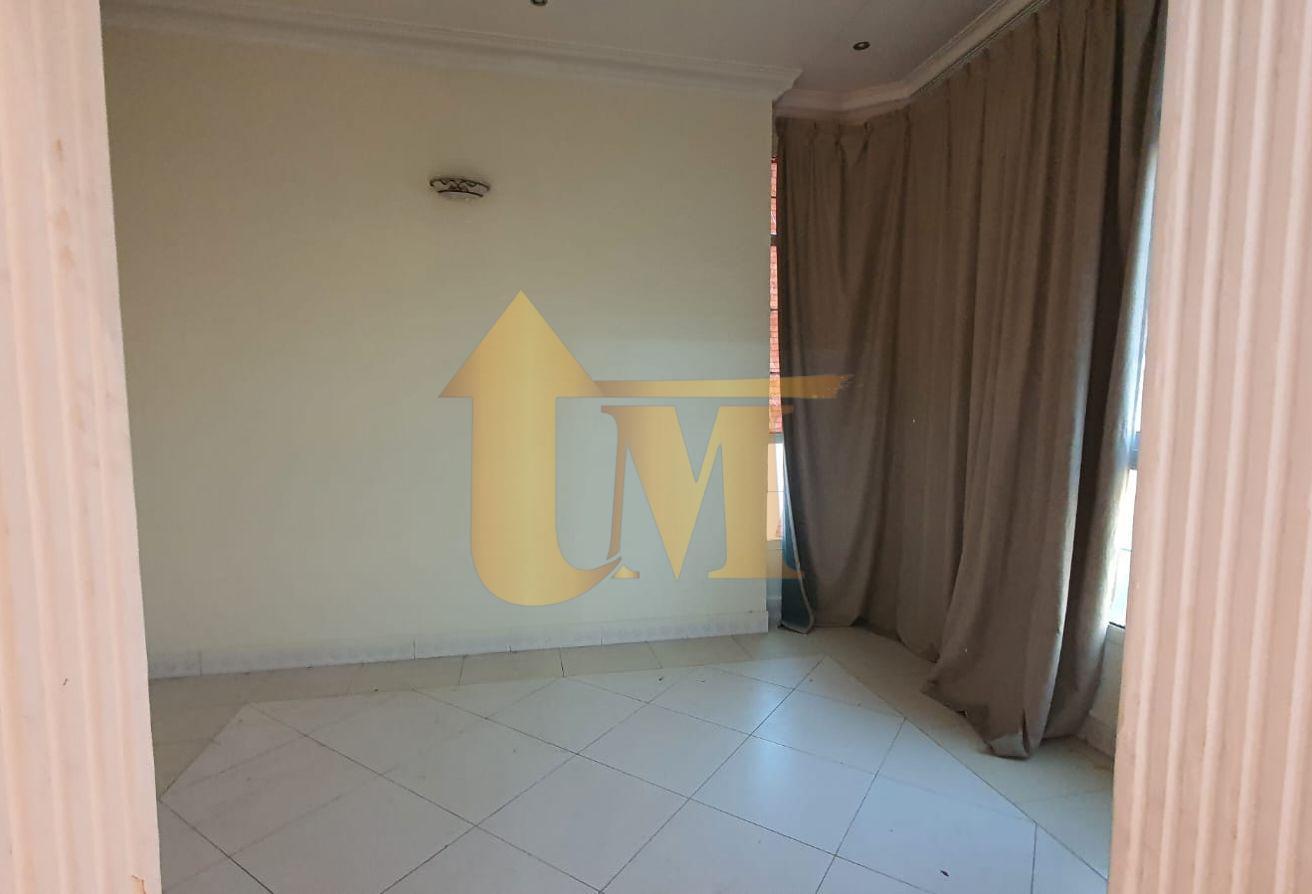 For Family Sharing Or Staff 10 BR+Maid Villa in wa photo 20