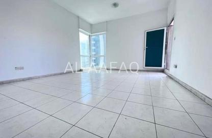 Apartment - 3 - 4 for rent in Al Majaz 2 - Al Majaz - Sharjah Apartment - 3 - 4 for rent in Al Majaz 2 - Al Majaz - Sharjah