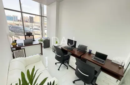 Office Space - 1 Bedroom - 1 Bathroom for rent in Red Avenue - Al Garhoud - Dubai Office Space - 1 Bedroom - 1 Bathroom for rent in Red Avenue - Al Garhoud - Dubai