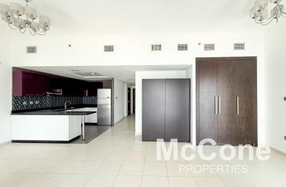 Apartment - Studio - 1 Bathroom for rent in Cayan Tower - Dubai Marina - Dubai