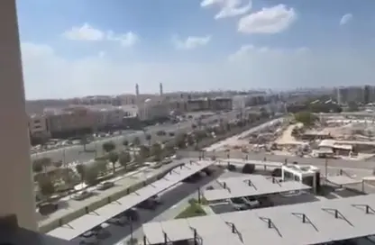 شقة - 2 غرف نوم - 2 حمامات للبيع في الممشى - مويلح - الشارقة