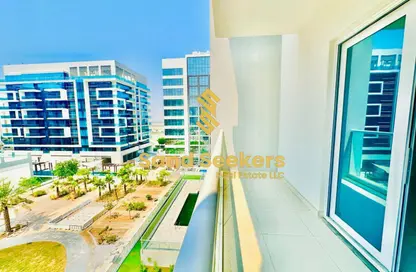 شقة - 2 غرف نوم - 3 حمامات للايجار في P2836 - شاطئ الراحة - أبوظبي