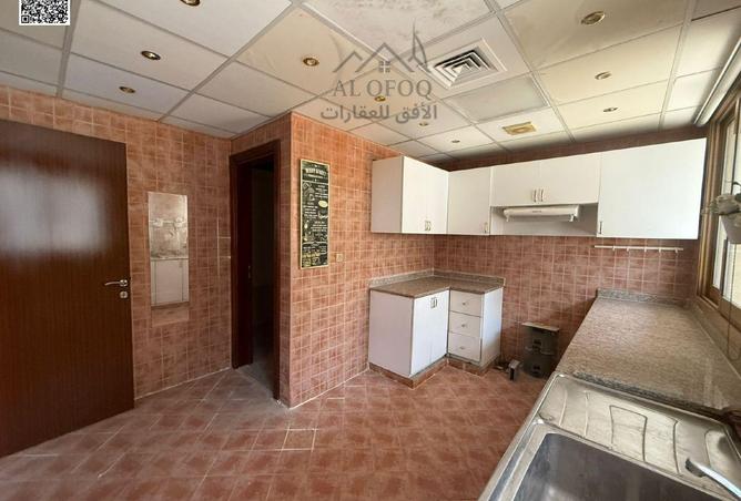 68303702 - Property Image 3