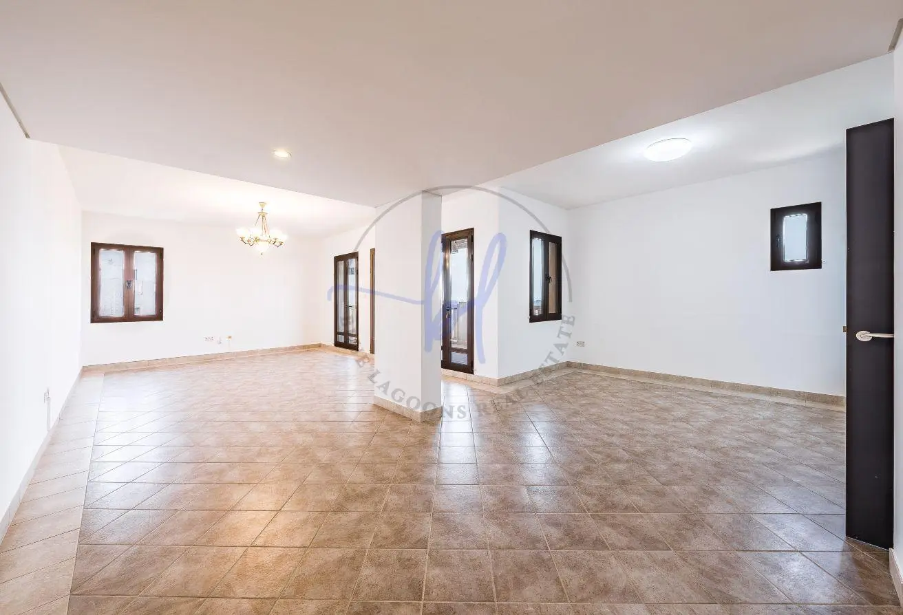 146010376 - Property Main Image